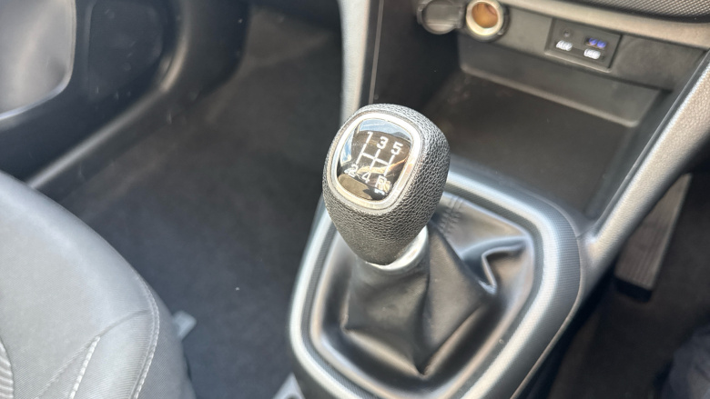 Hyundai i10 1.0 SE 5dr Petrol Hatchback